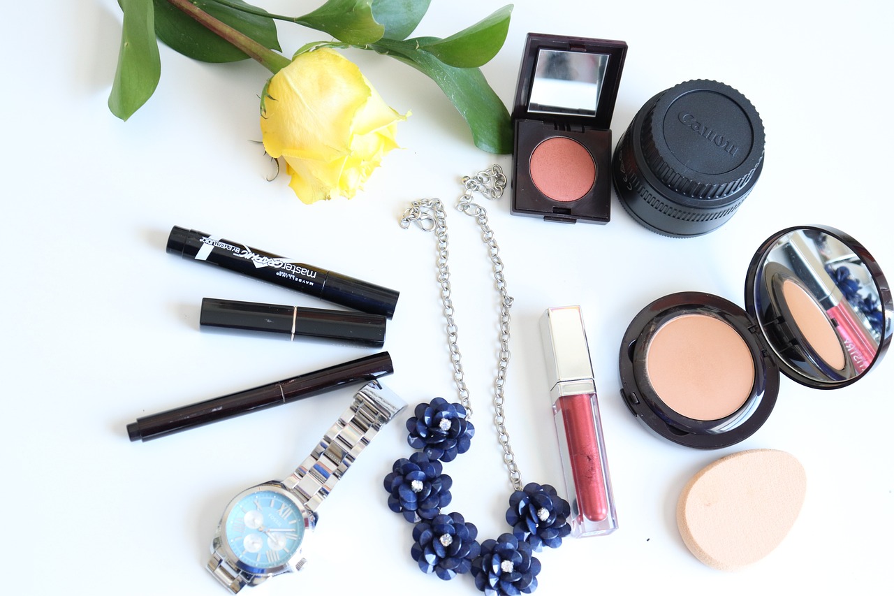 gallery-02 accessories, fashion, blogging, makeup, lifestyle