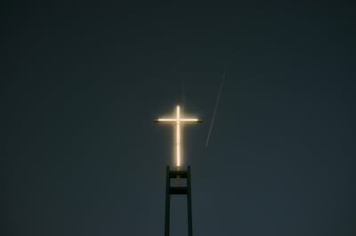 Engelsrufer Anhänger: Ein zeitloses Symbol der Verbindung zwischen Mutter und Kind